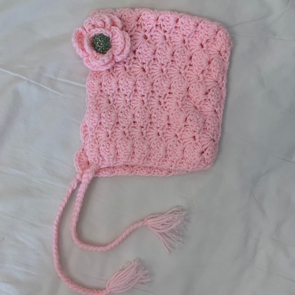 Handmade Crochet Child's Hat - Picture 1 of 3